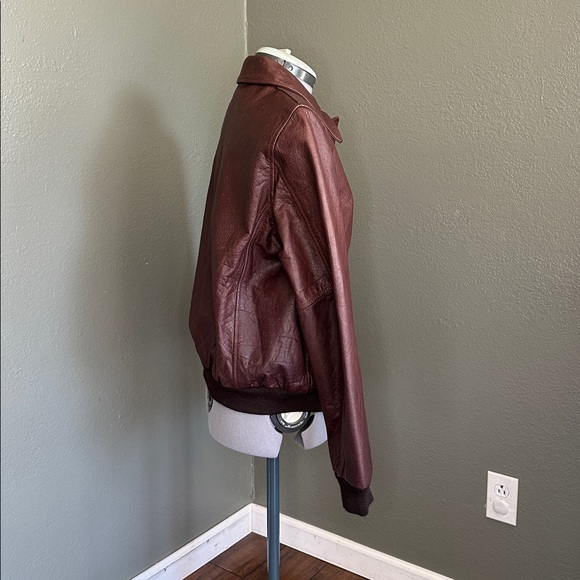 American Living Leather Jacket (L) - Picture 2 of 9